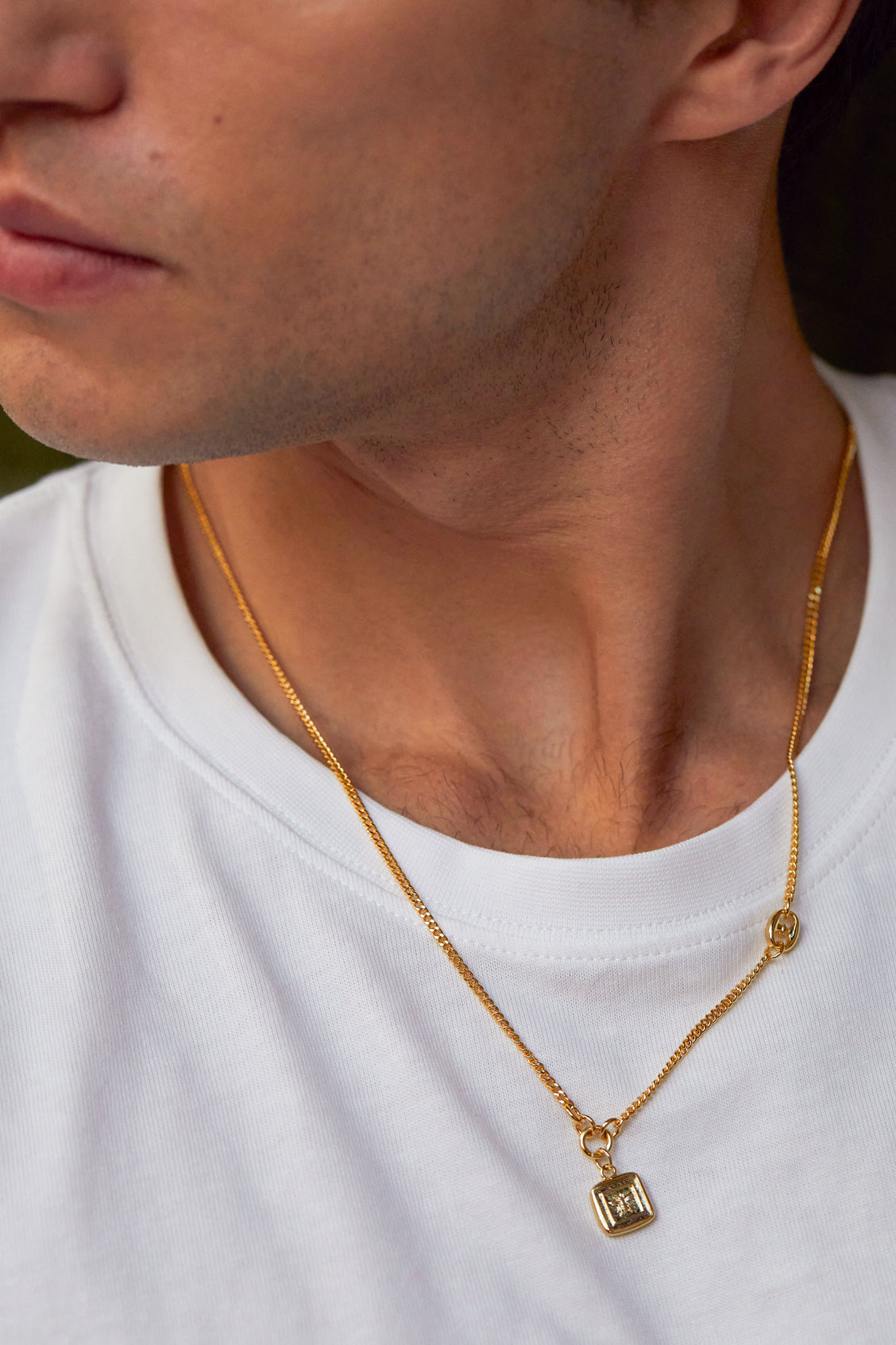 Mens Intaglio Bee Necklace