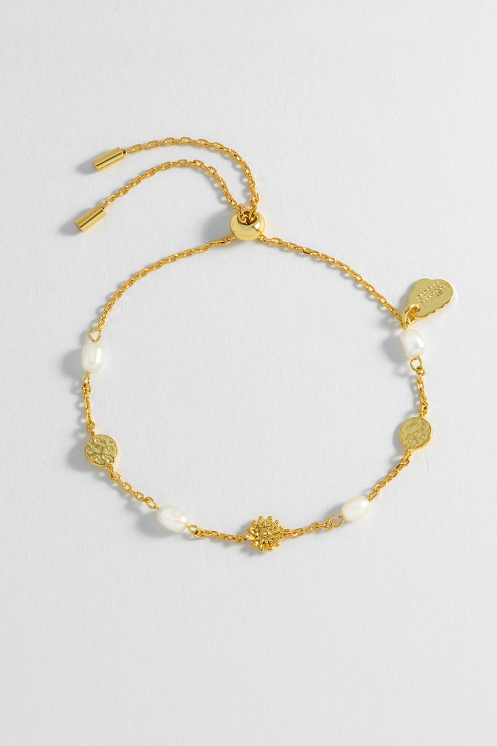 Textured Disc Flower Pearl Bracelet