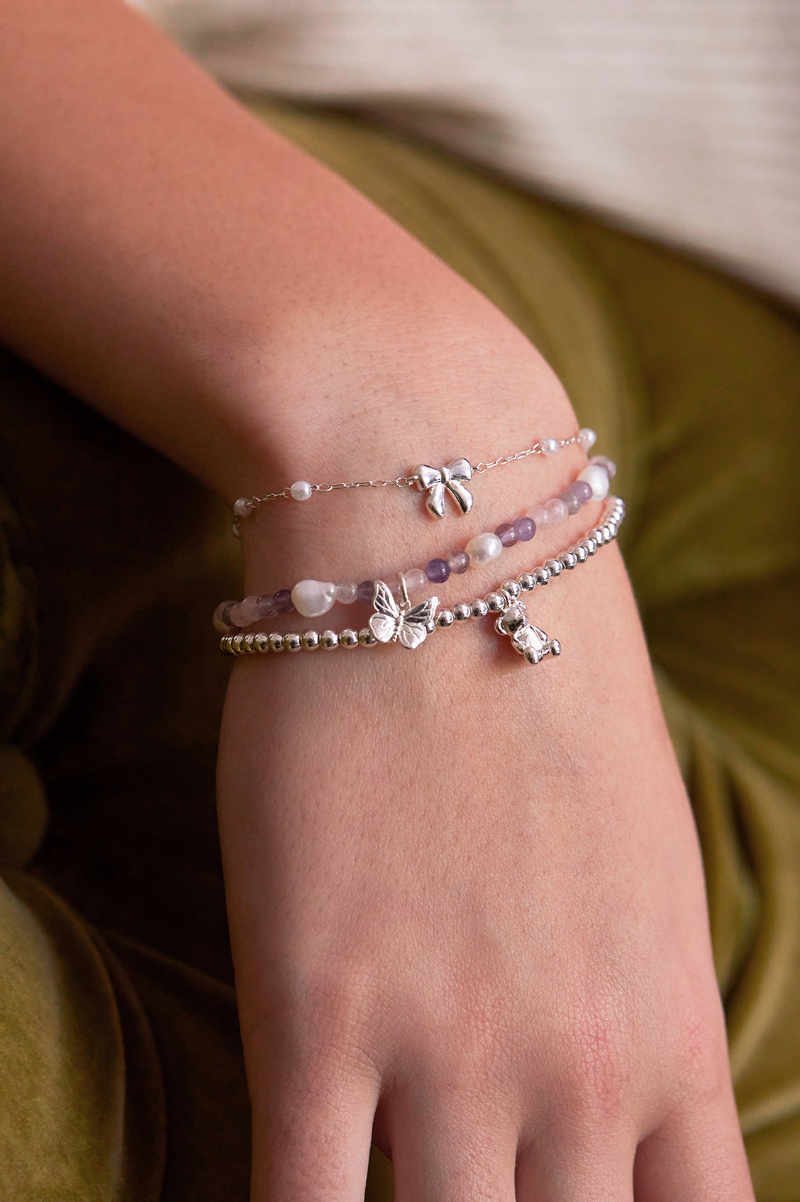 Pearl Bow Beaded Chain Bracelet