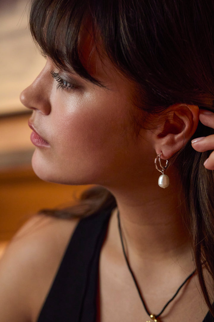 Molton Pearl Double Hoop Earrings