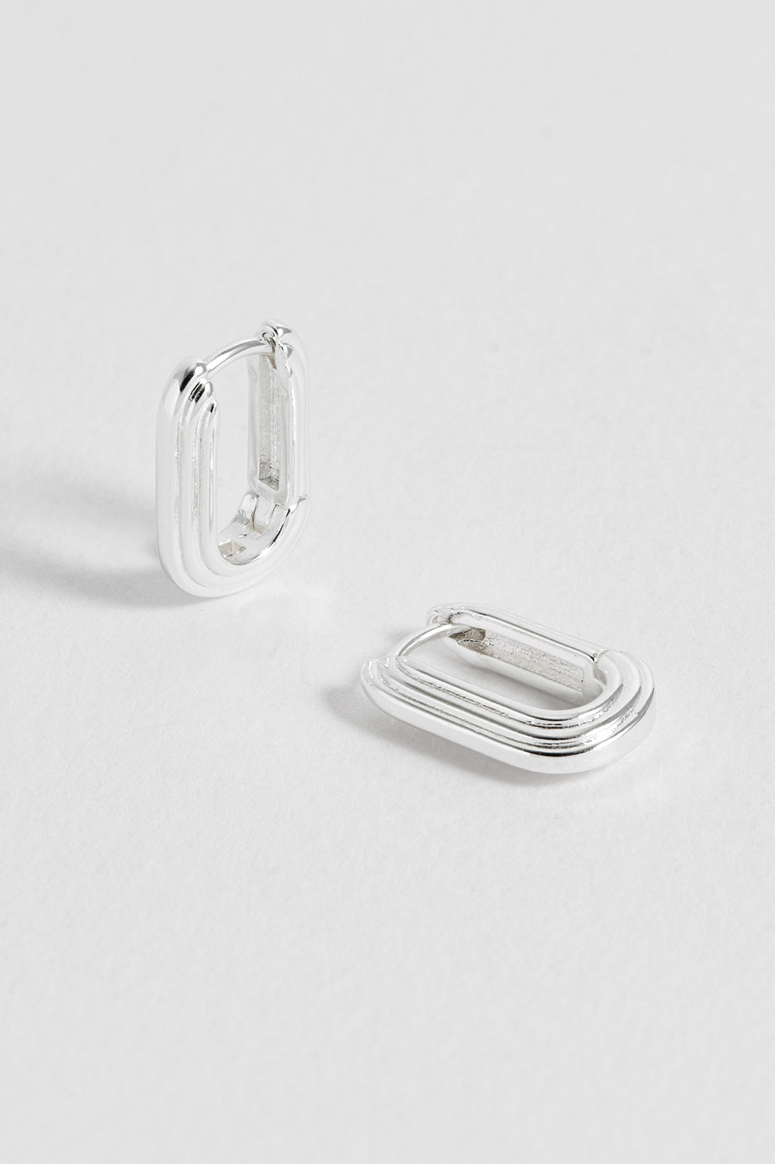 Ridged Hinge Hoops