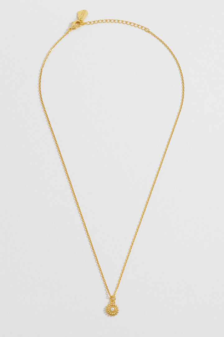 Flower And Pearl Necklace