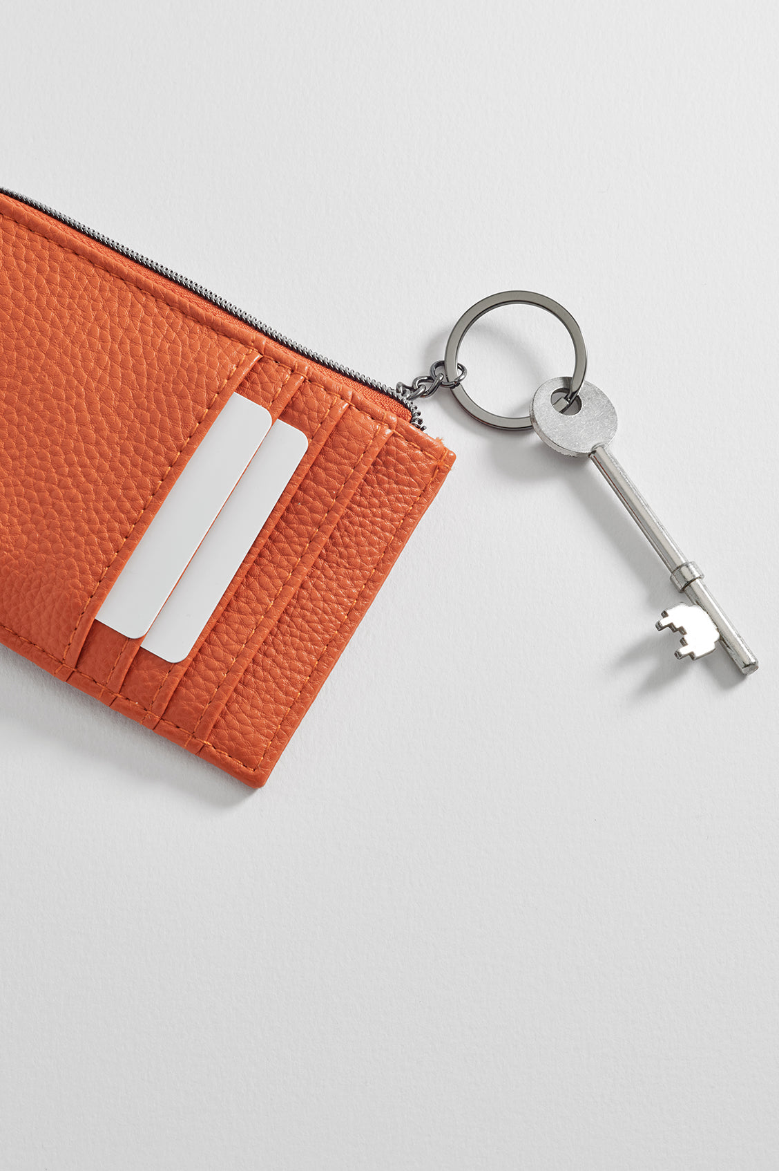 Men's Zipped Card Holder