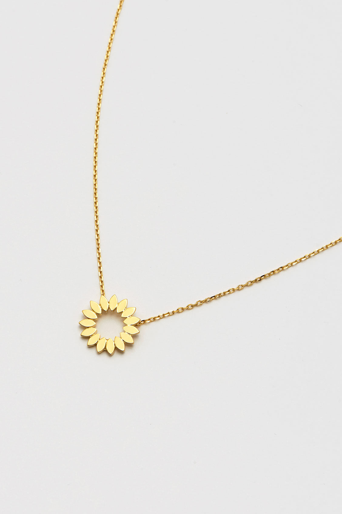 Modern Flower Necklace